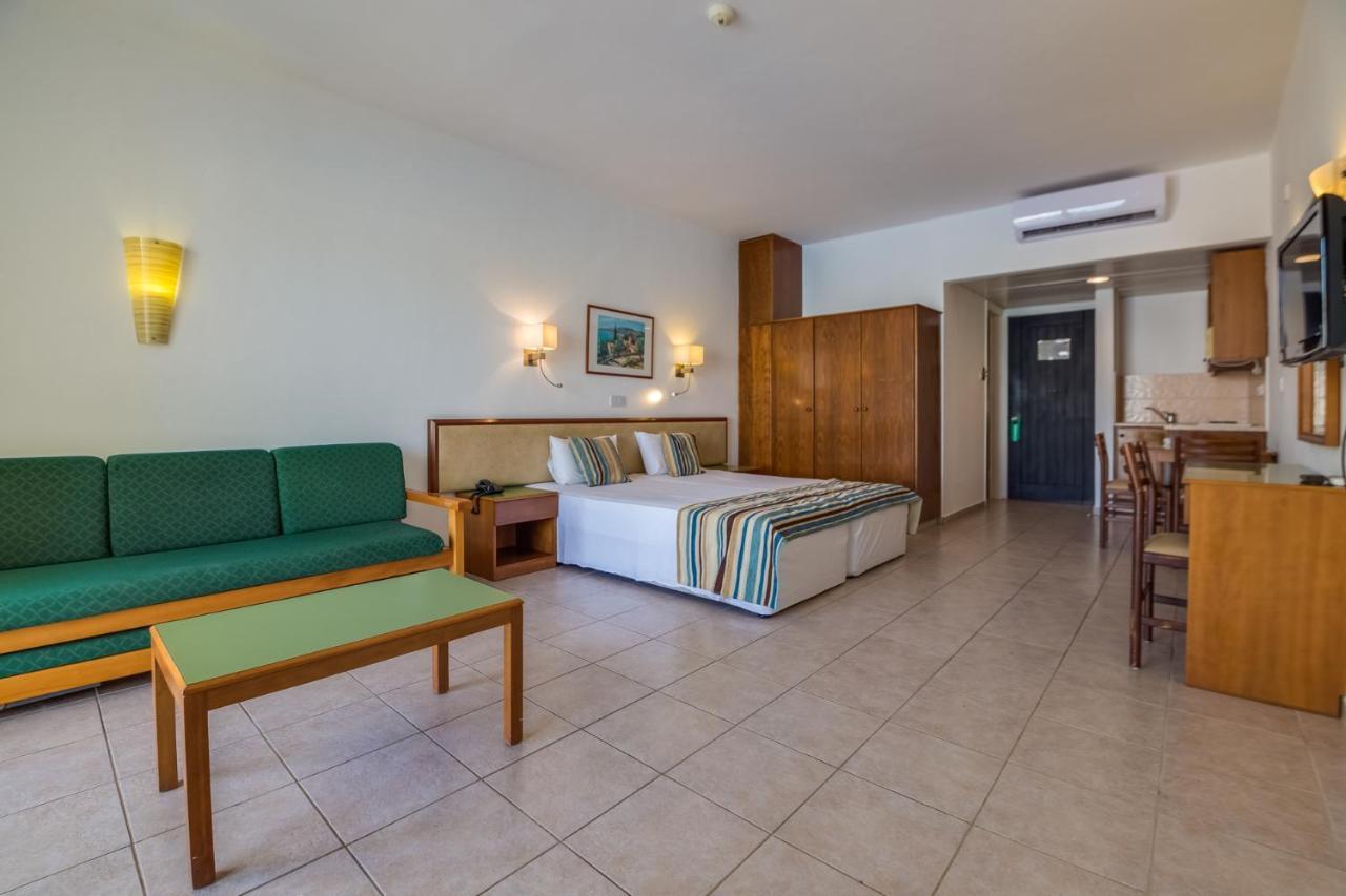 Panas Villas Ajia Napa Zewnętrze zdjęcie